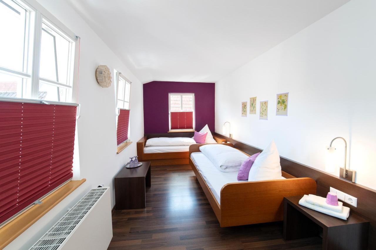 Hotel Baeren Marbach am Neckar Bagian luar foto
